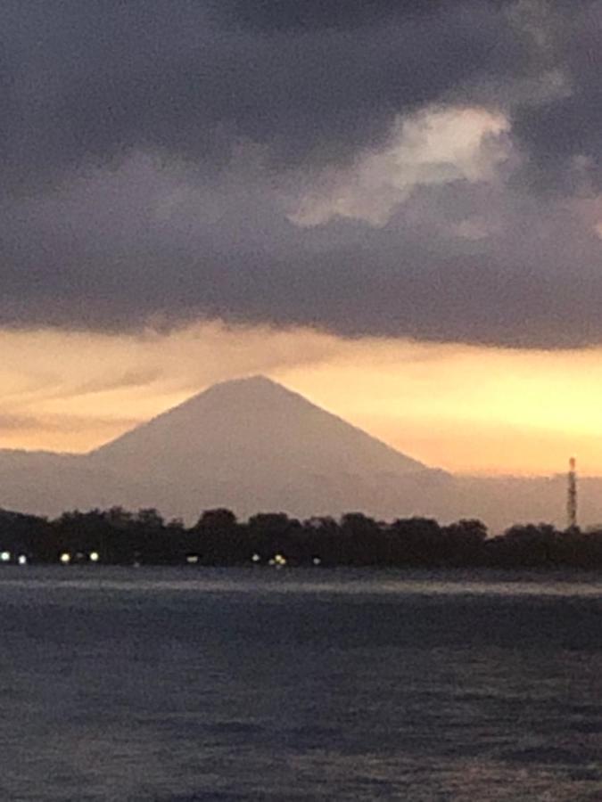 Hotel La Boheme Gili Air Zewnętrze zdjęcie